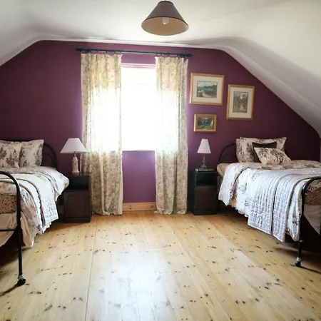 Knocknagrough House, Ballyvaughan, Co. Clare Feriehus