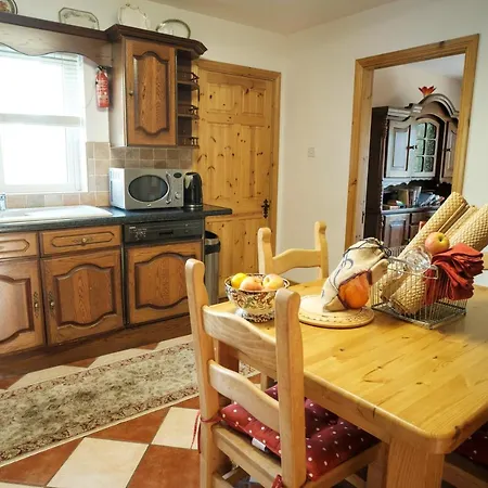 Knocknagrough House, Ballyvaughan, Co. Clare